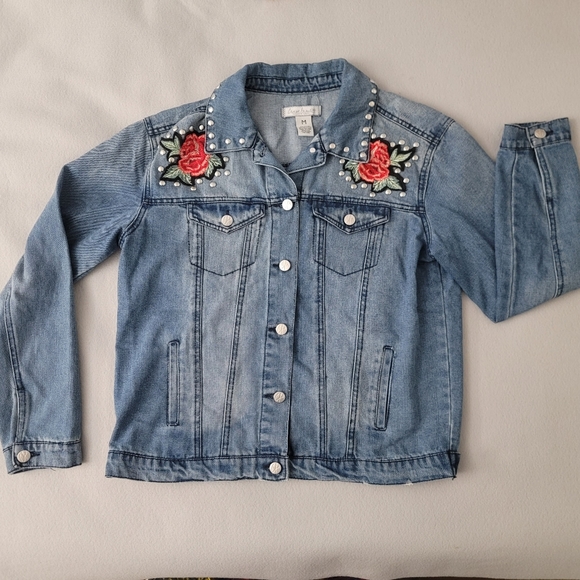 Crave Fame Jackets & Blazers - Crave Fame Womens Jean Jacket Blue Buttons Pockets Collar Embellished Studded M